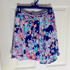 $5/25 LC floral mini skirt XS